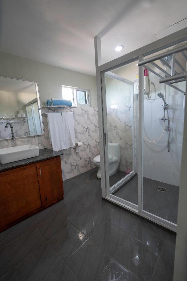 Sunrise Beach Resort Bed & Breakfast *